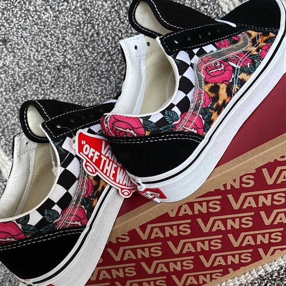 Vans Old Skool Rose/Animal Check True White Multi WMNS - Picture 15 of 16
